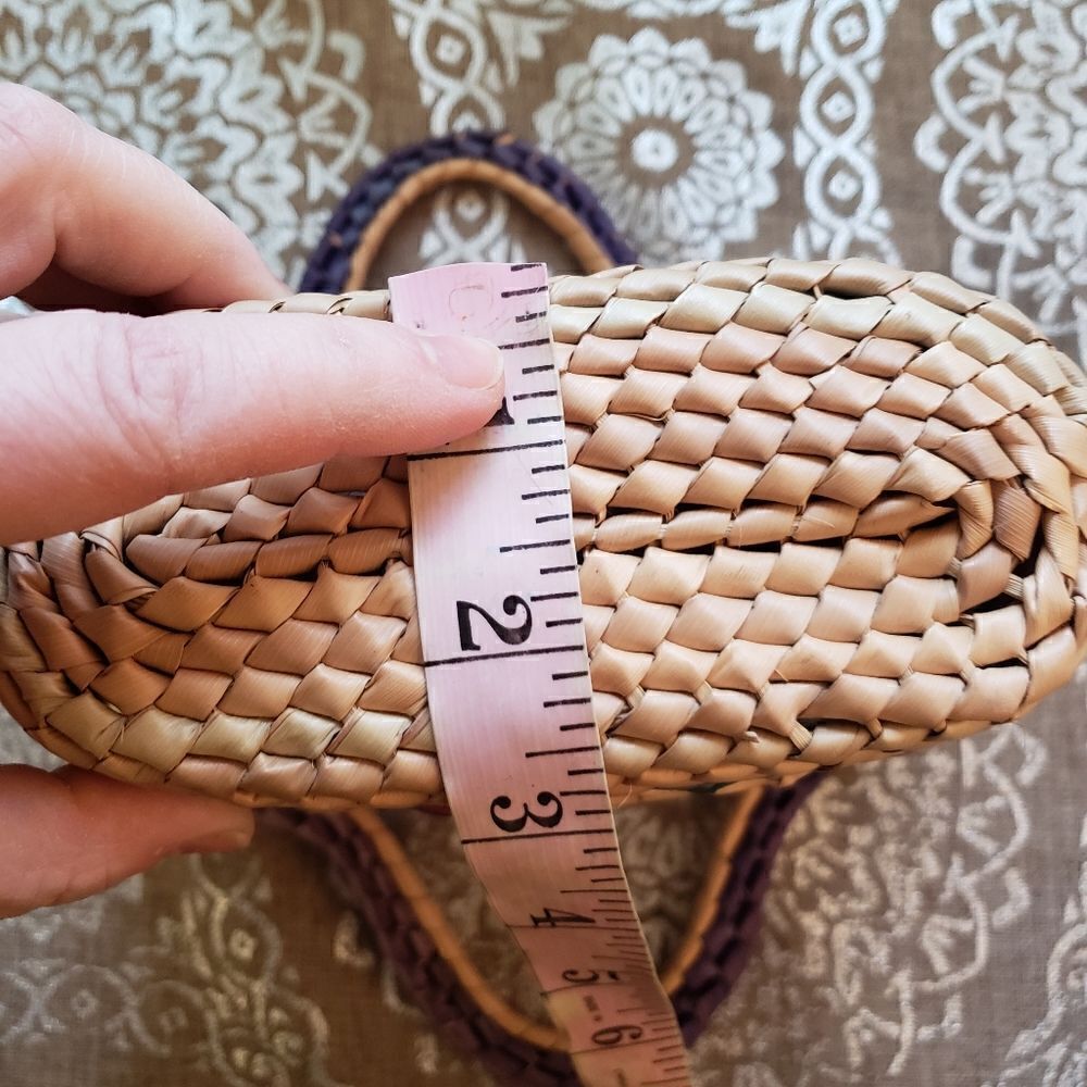 Basket   - Picture 4 of 10